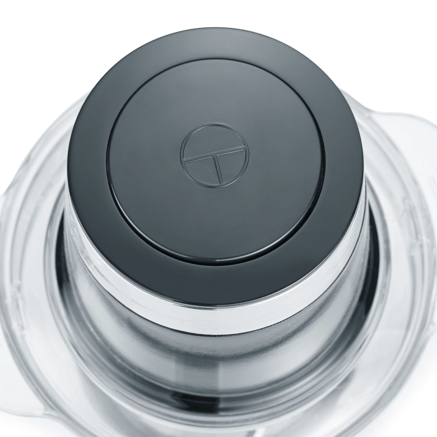 Draufsicht auf einen grauen Mixer mit einem Logo auf dem Deckel.