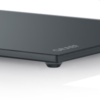 Nahaufnahme einer schwarzen Waage mit der Aufschrift GRAEF auf weißem Hintergrund