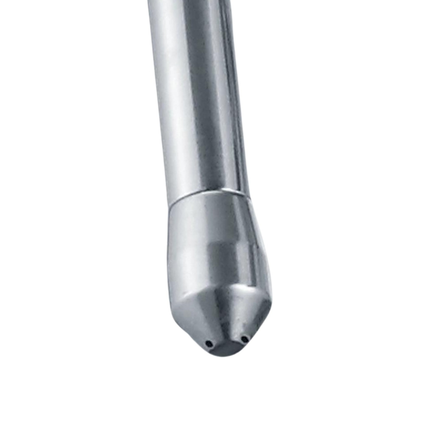 Metallstück mit zwei Löchern, glänzend, auf weißem Hintergrund, Nahaufnahme