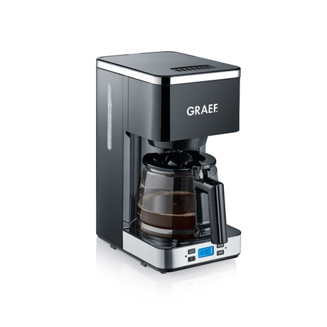 Schwarze Kaffeemaschine mit Glaskanne und digitaler Anzeige, GRAEF-Logo.