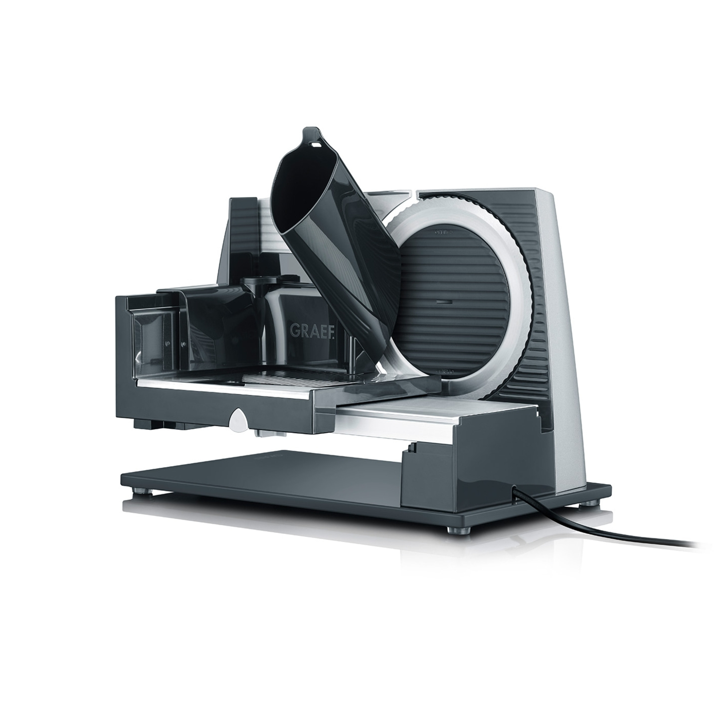 Graef Allesschneider, elektrisch, grau, mit schwarzem Kabel, isoliert auf weißem Hintergrund