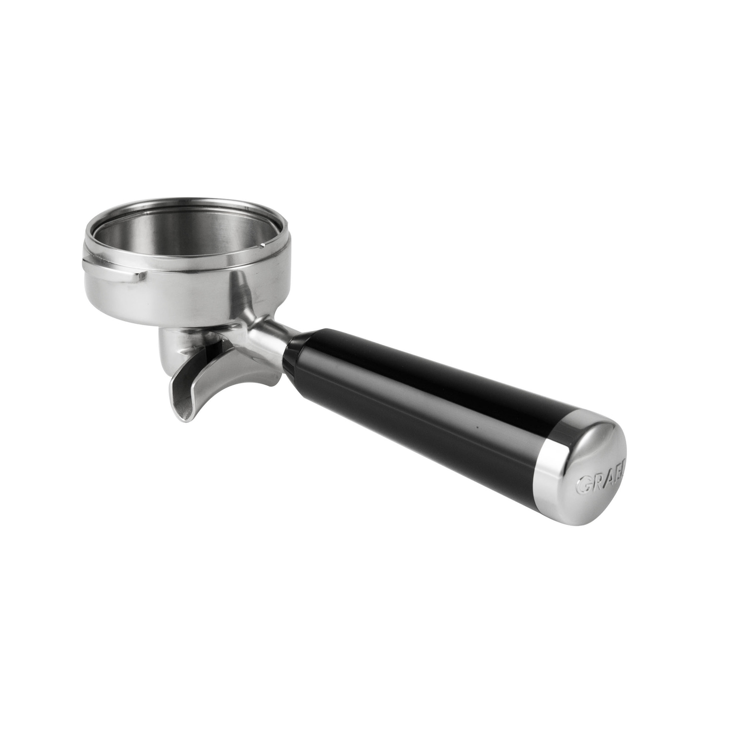 Ein silberner Siebträger mit schwarzem Griff, der auf weißem Hintergrund liegt.