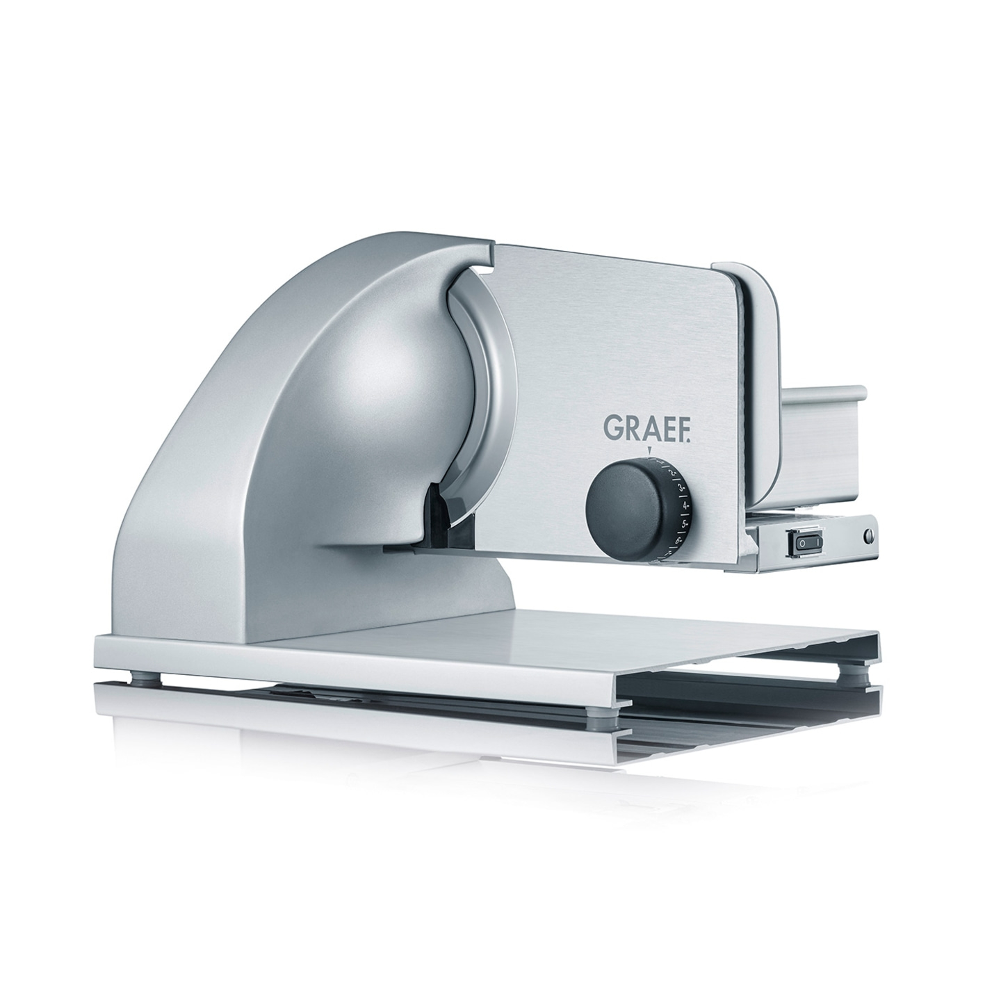 Graef Allesschneider, silberfarben, mit schwarzem Drehknopf und Schalter, Nahaufnahme