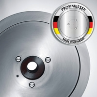 Metallplatte mit Logo 'PROFIMESSER' und 'Made in Germany' in Nahaufnahme.