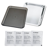 Tablett und vier GRAEF-Beutel mit Text. Achtung! Vaseline für Maschine.