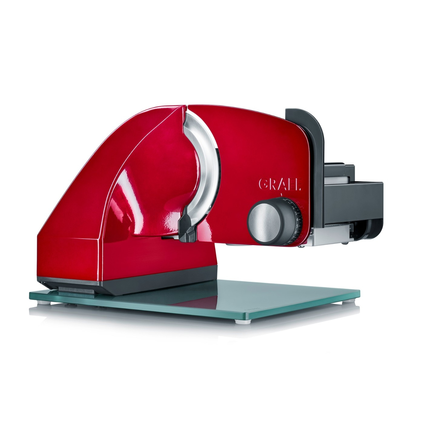 Roter Allesschneider mit Glasplatte, GRAEF-Logo, Küchengerät, Nahaufnahme